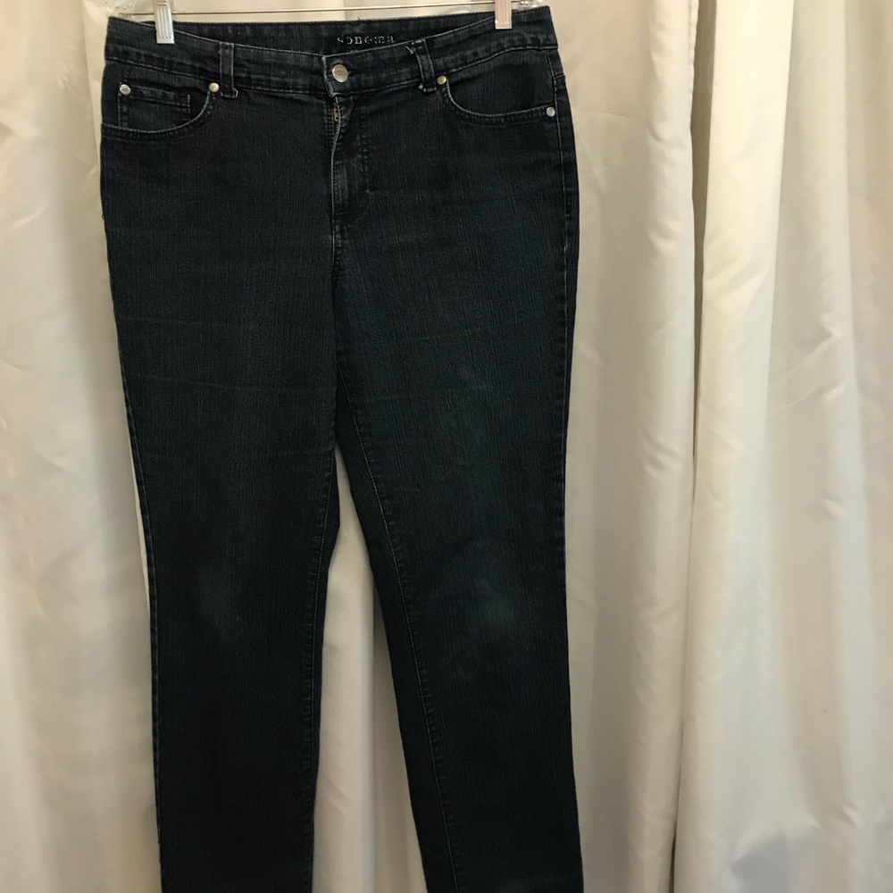 Women’s jeans
